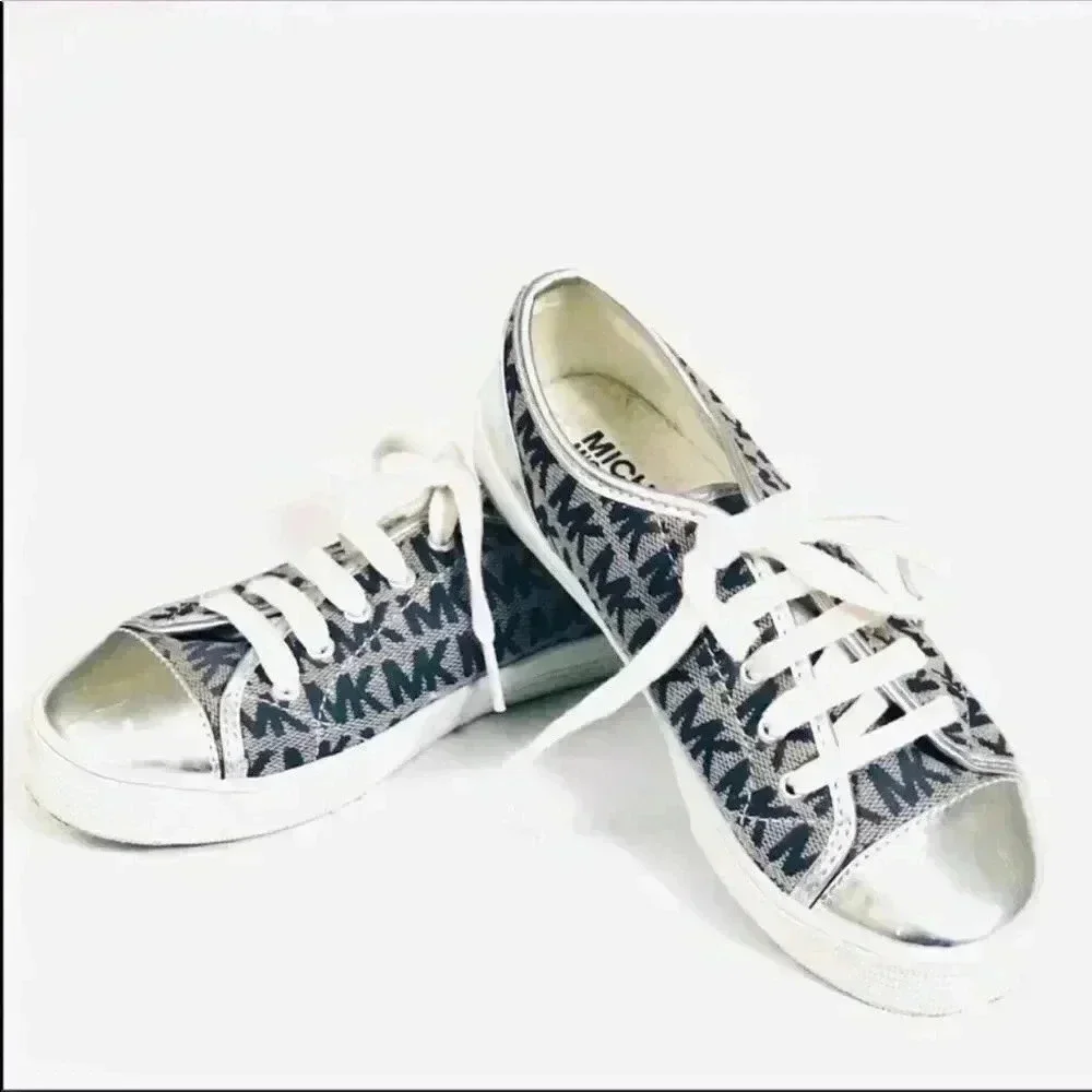 Michael Kors logo signature canvas tennis shoes